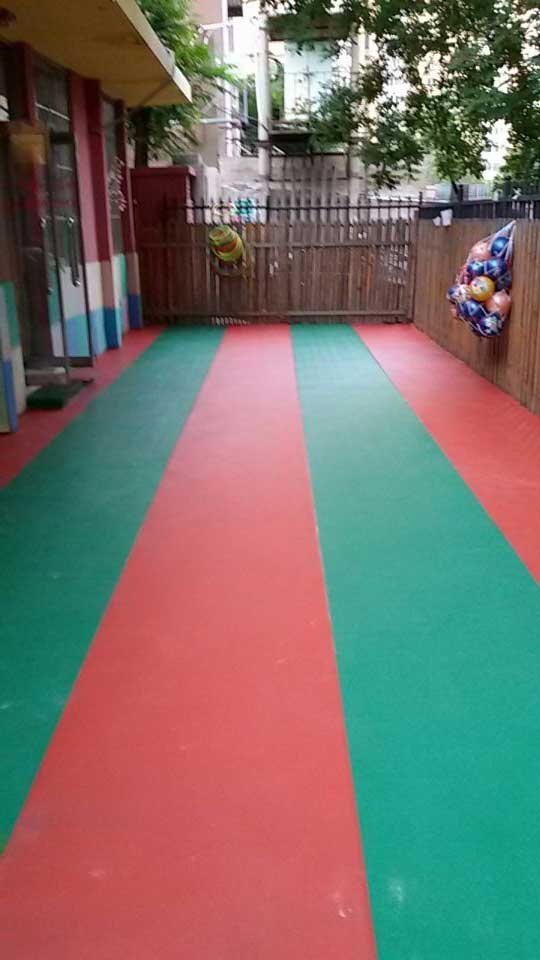 北京市朝陽區幼兒園室外地板